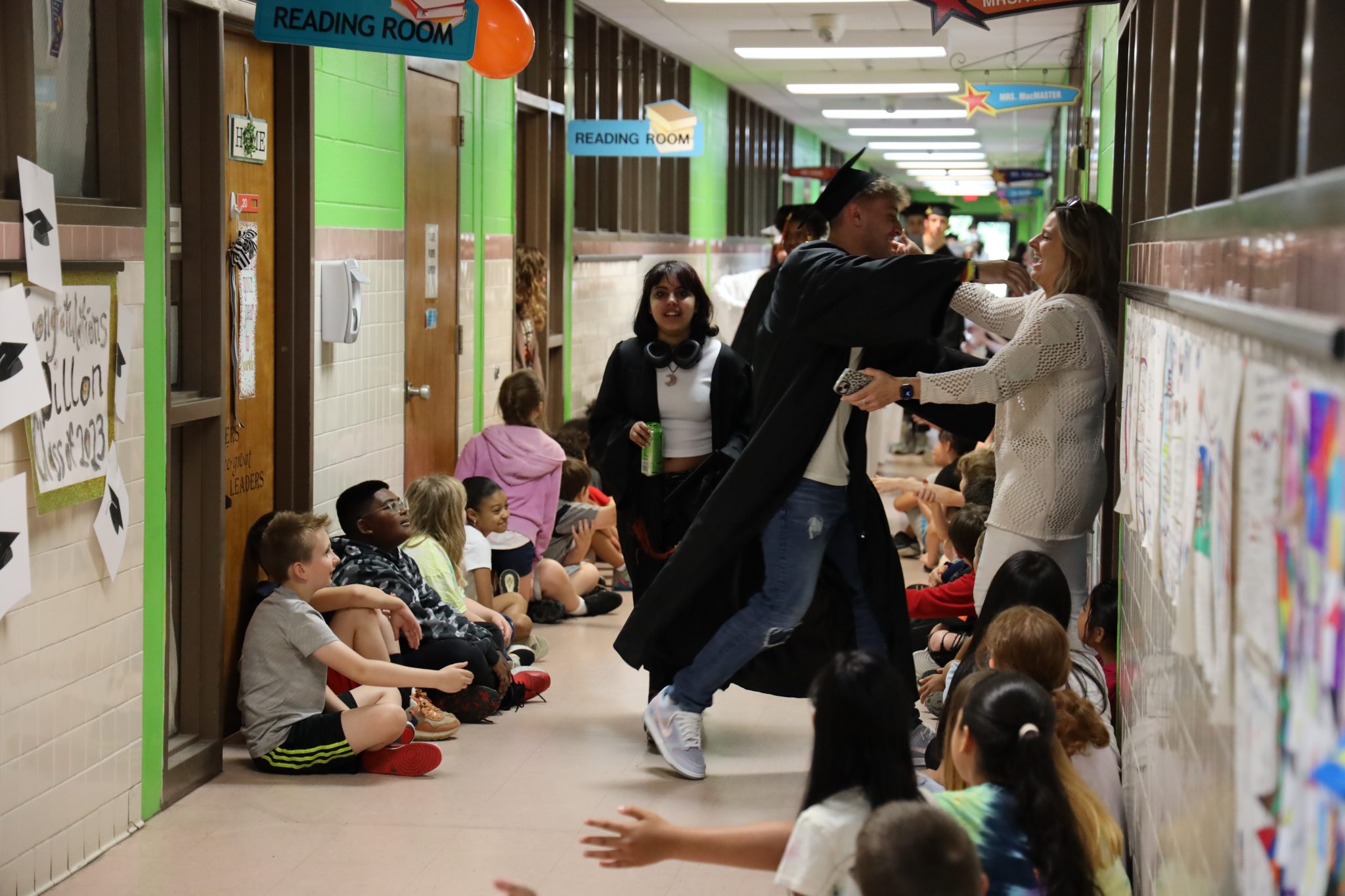 Senior walkthrough photos Mohonasen Central School District