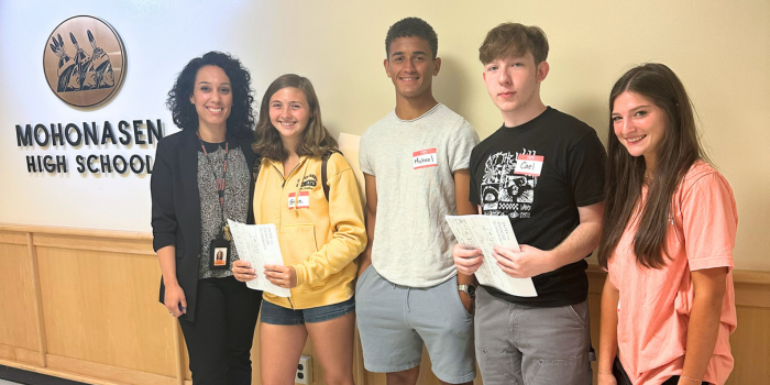 Student volunteers giving tours